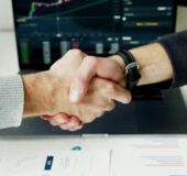 Hand shake