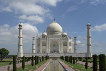 Obrazek przedstawiający wizerunek Taj Mahal Agra w Indiach. Kultura biznesu
