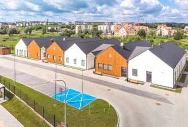 The modular kindergarten in Gdańsk is a perfect example of a combination of ecology and modern design.