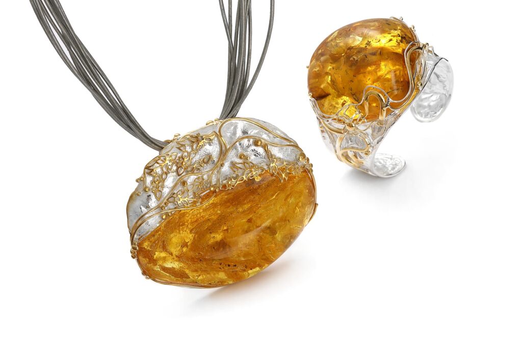 Honey colour Baltic Amber, sterling silver set. Handmade by Studio DF