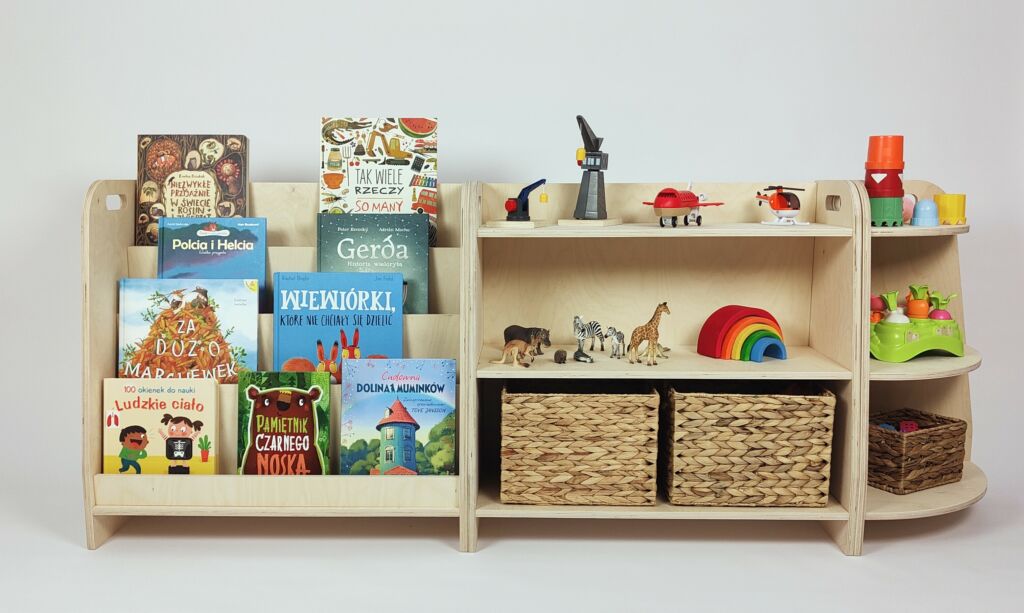 Toyshelf, bookshelf and corner shelf