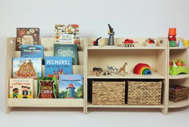 Toyshelf, bookshelf and corner shelf