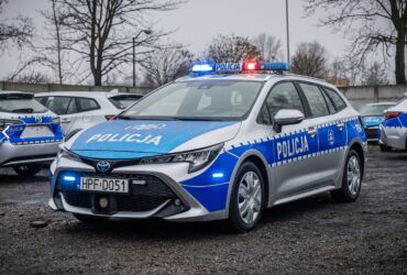 Polish Police- with Strobos Warning Lights