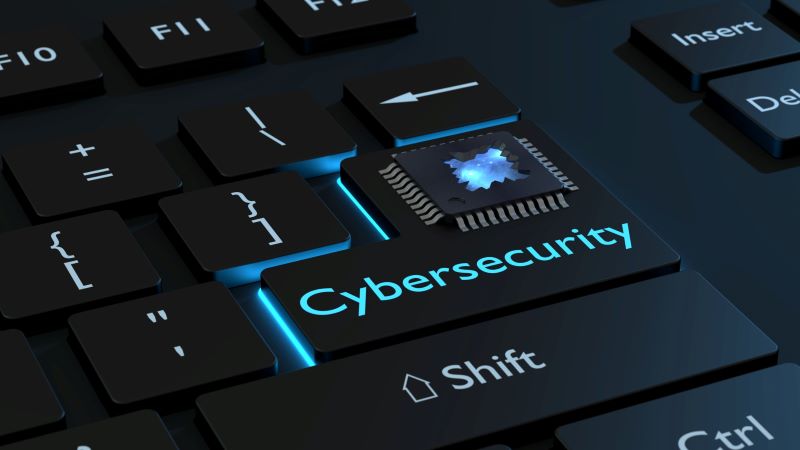 Klawisz z napisem "Cybersecurity"