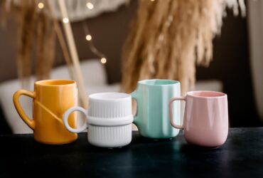 AVANT MUGS
