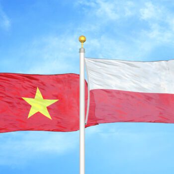 Flagi Wietnamu i Polski