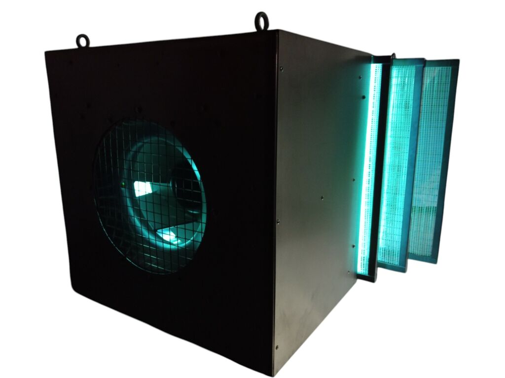PHOTOCATALYTIC GATE