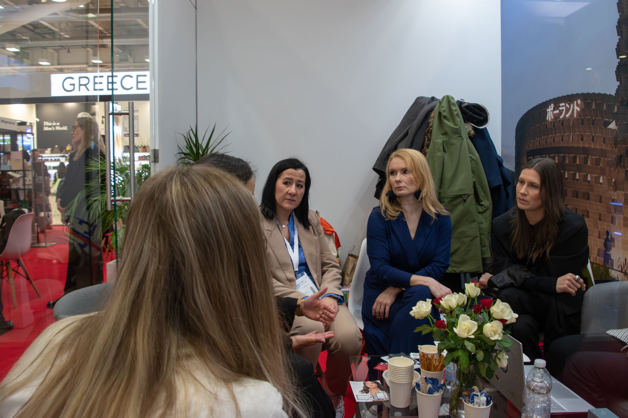 Polskie stoisko narodowe na targach Cosmoprof Polskie stoisko narodowe na targach Cosmoprof