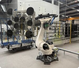 Automatic glass cleaning line