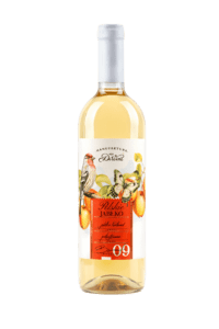 Apple wine - This delicate table wine, crafted from organic apples grown in the historic orchards of Count Adam Zamoyski
