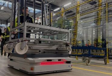 Autonomous Mobile Robots (AGVs) automate transport, boosting efficiency and unlocking new savings potential