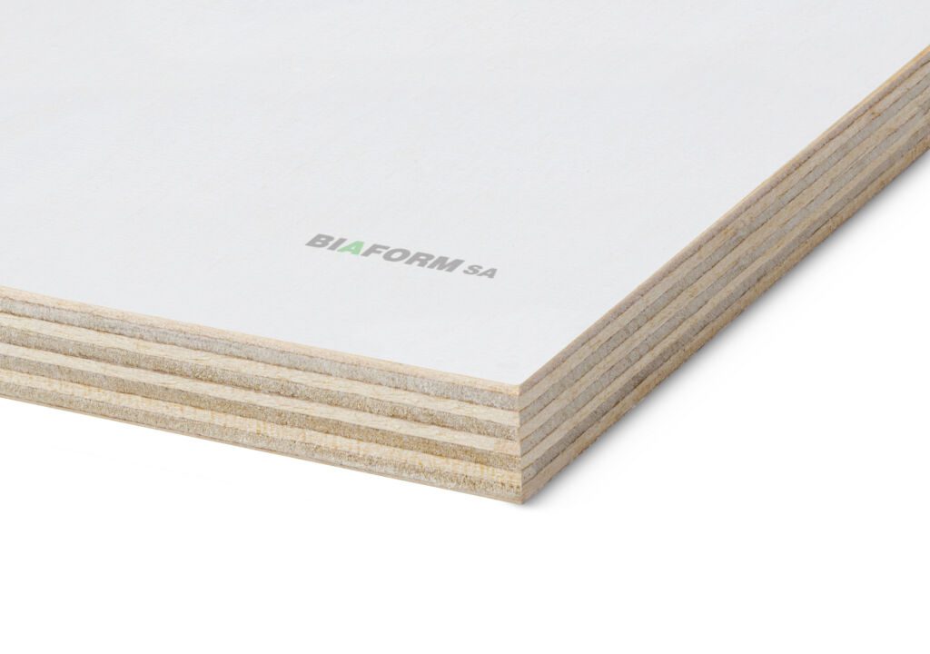 Birch plywood covered with white melamine