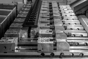 We offer manufacturing of turned and milled machined parts.