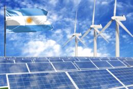 solary,wiatraki i flaga Argentyny
