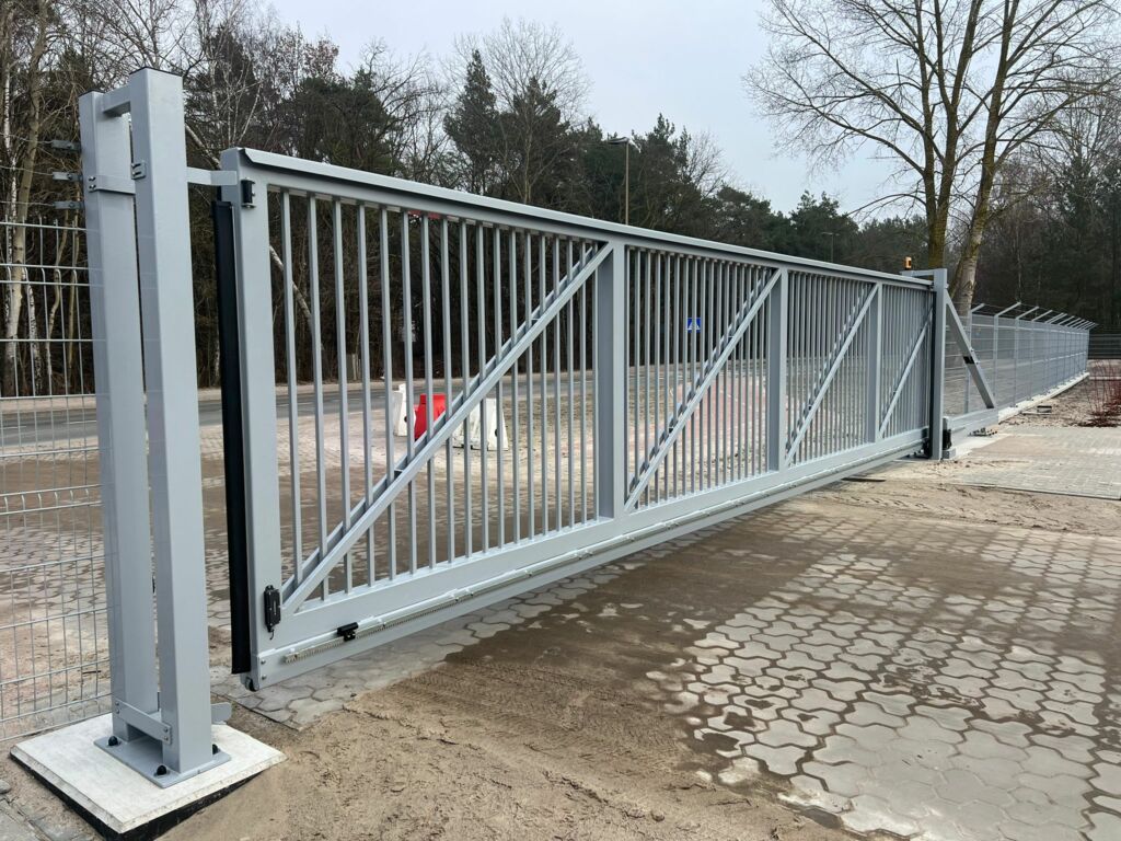 Sliding gate
