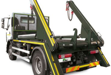 SKIP LOADER TRUCK