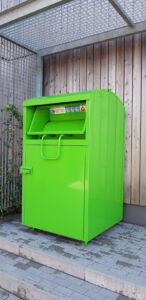 Used clothes container KC2