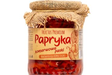 Crisp, sliced pickled peppers with a sweet-tangy flavor — perfect for salads, sandwiches and ready-to-use dishes.