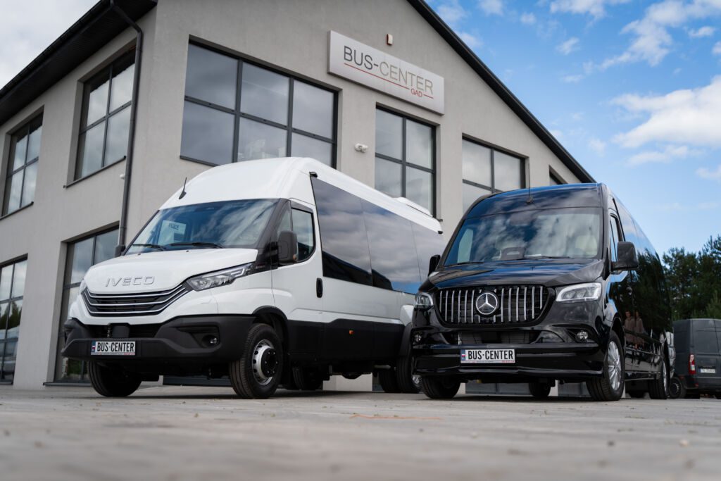 Iveco Daily and Mercedes-Benz Sprinter minibuses in front of the Bus-Center headquarter